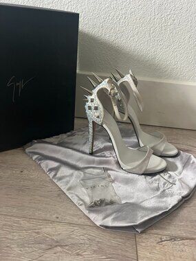 Gorgeous! Giuseppe Zanotti White Spiked Crystal Heels